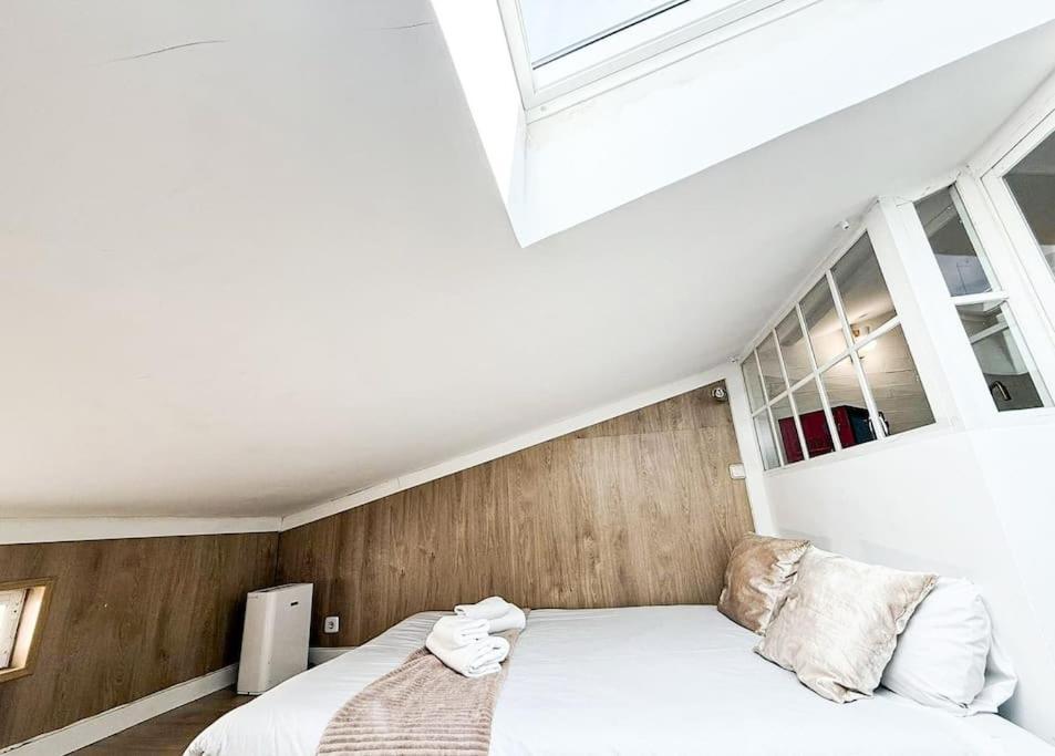 Charming Penthouse In Madrid-centro - Oso Appartement *