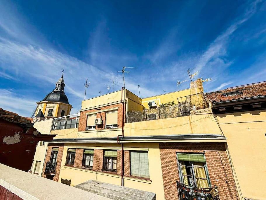 Charming Penthouse In Madrid-centro - Oso Appartement